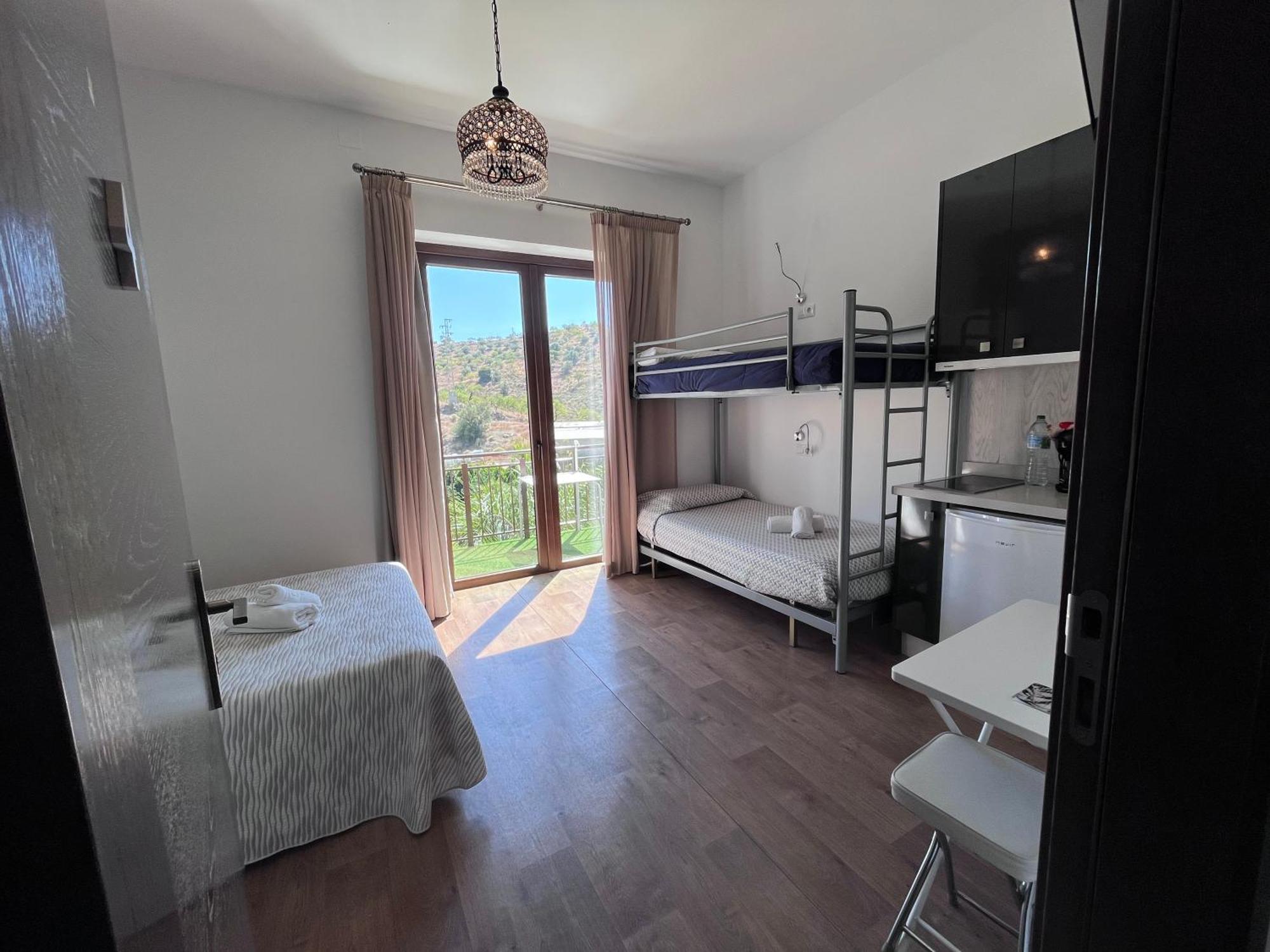 Aparthotel Balcones De Bentomiz Velez Malaga Exterior foto