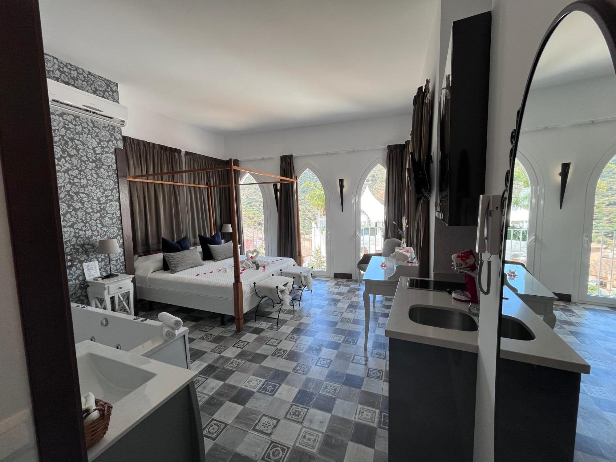 Aparthotel Balcones De Bentomiz Velez Malaga Exterior foto