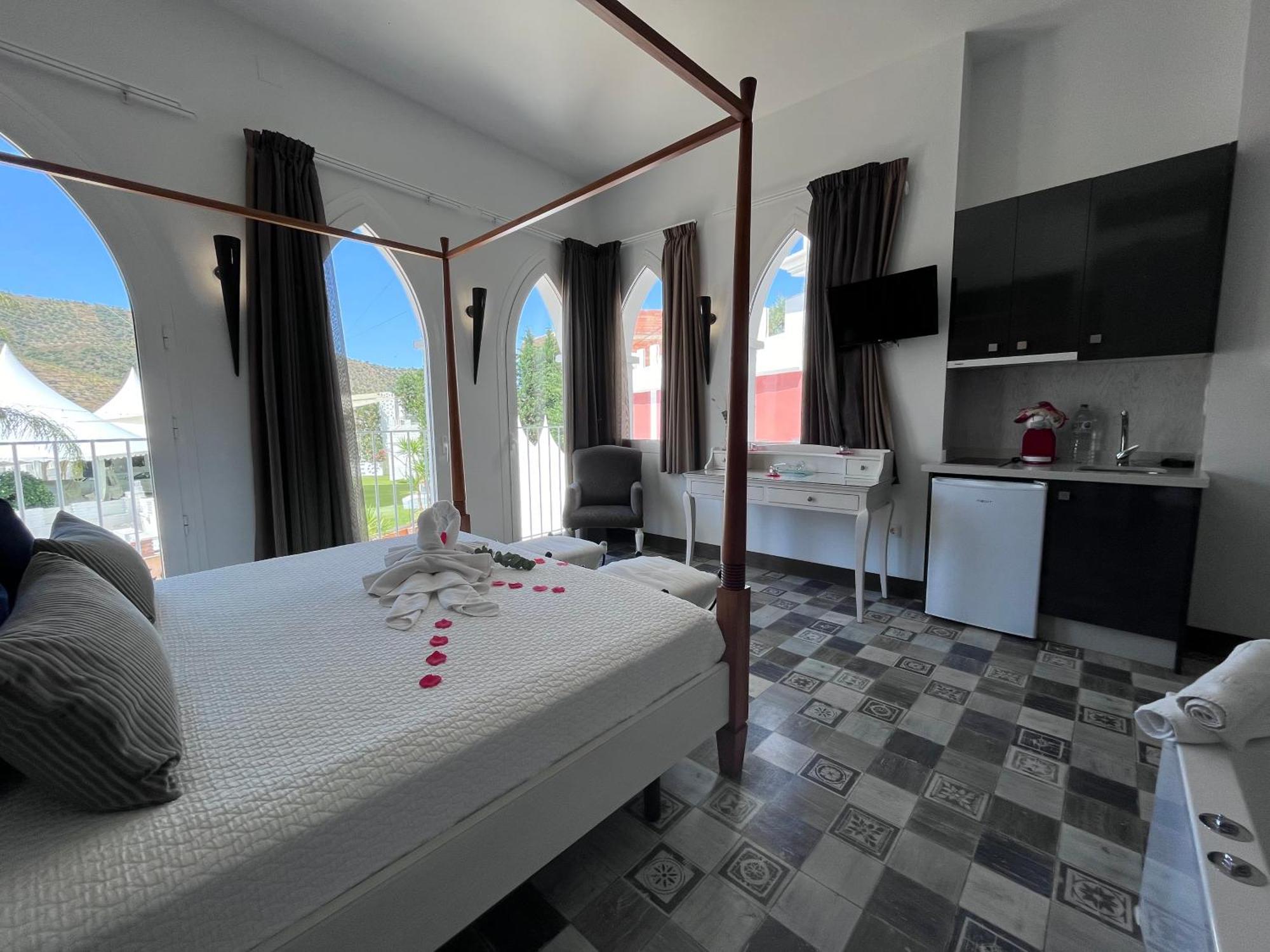 Aparthotel Balcones De Bentomiz Velez Malaga Exterior foto
