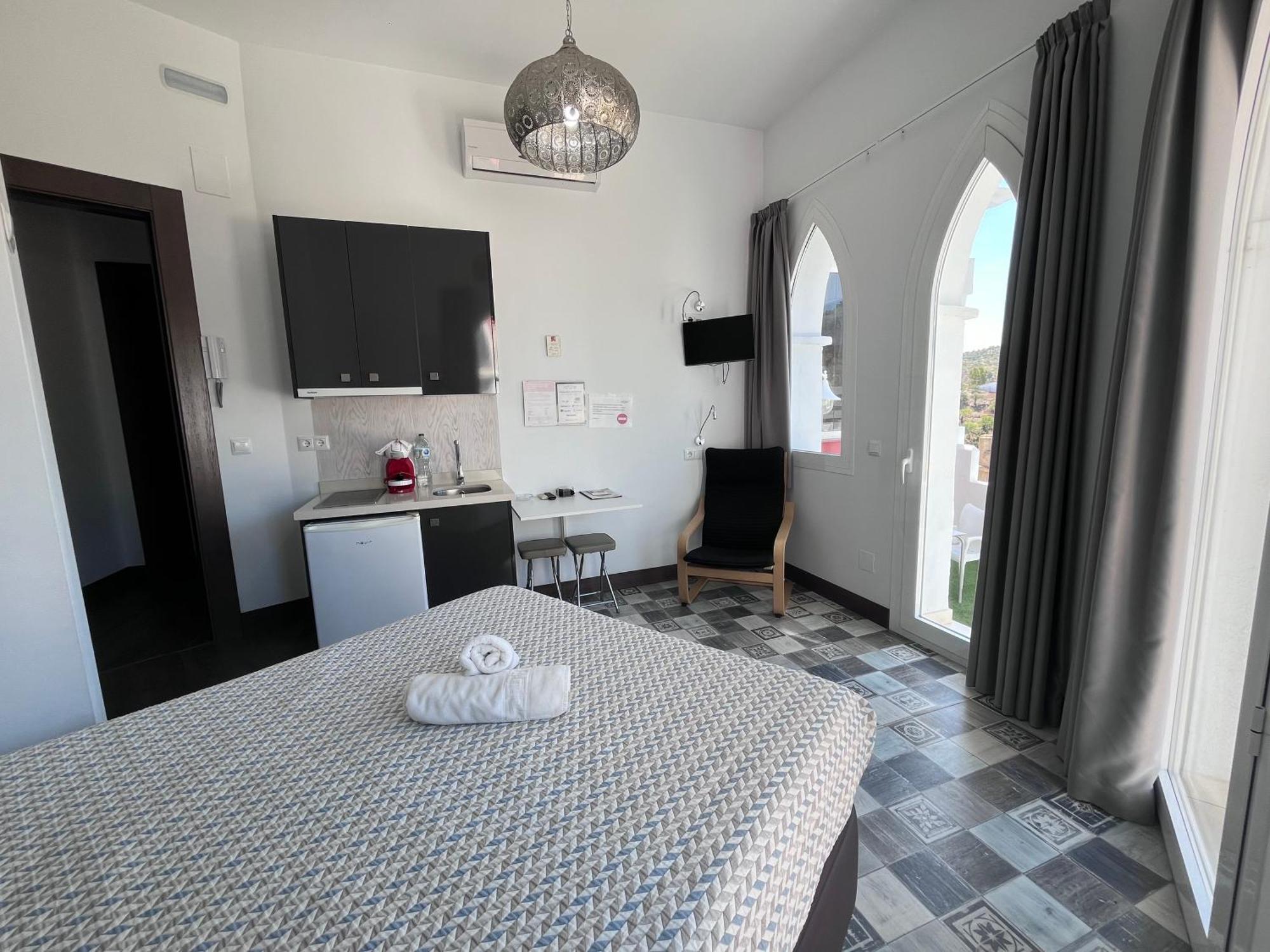 Aparthotel Balcones De Bentomiz Velez Malaga Exterior foto