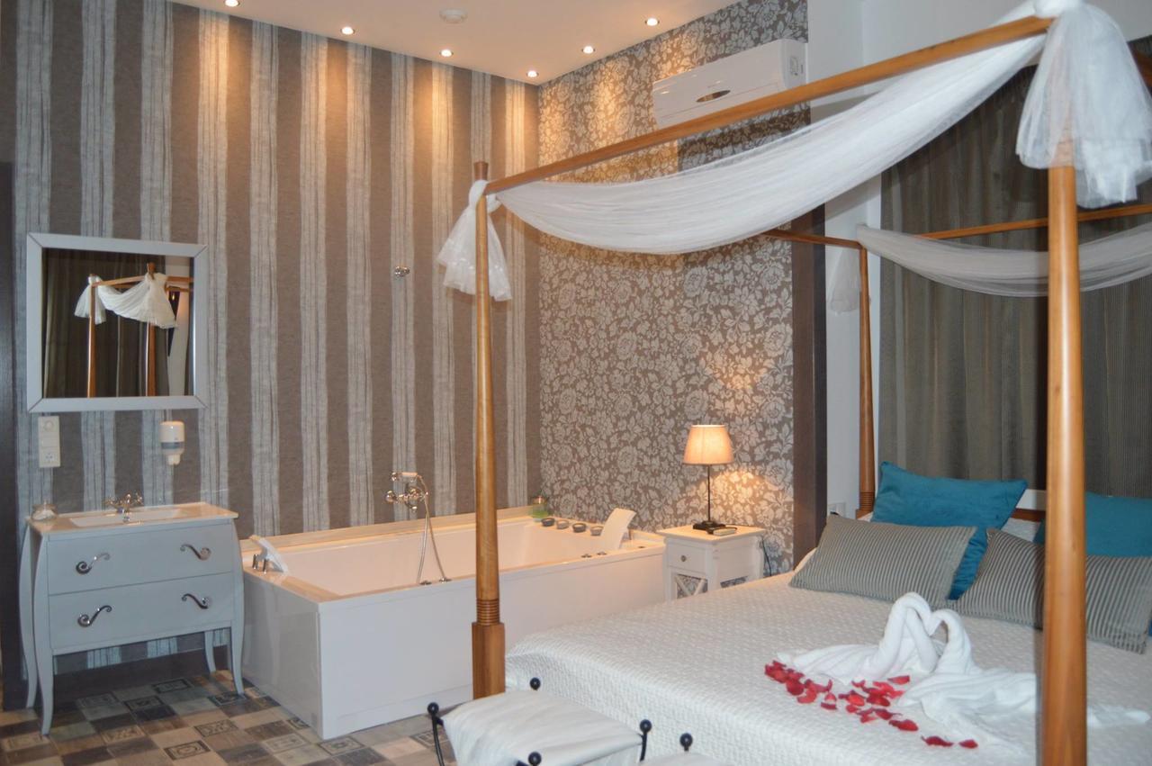 Aparthotel Balcones De Bentomiz Velez Malaga Exterior foto